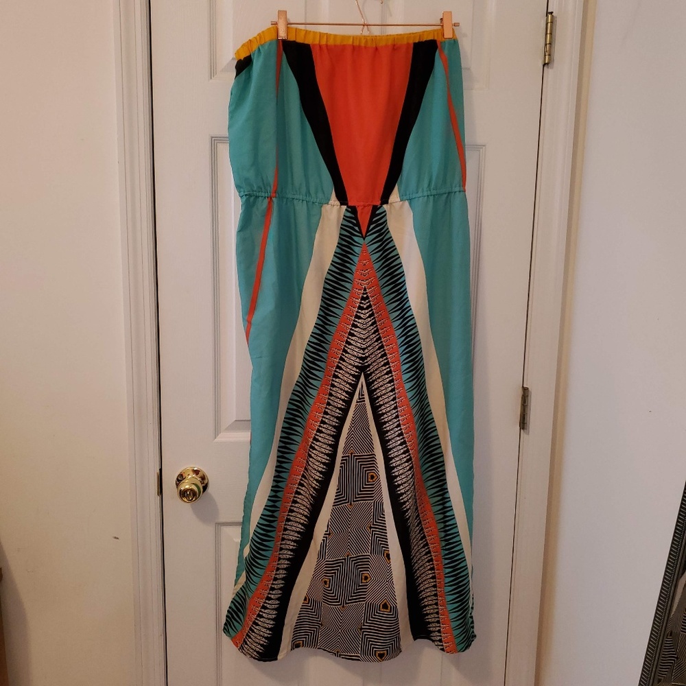 **RELIST** EUC Multi-Colored Strapless Maxi dress